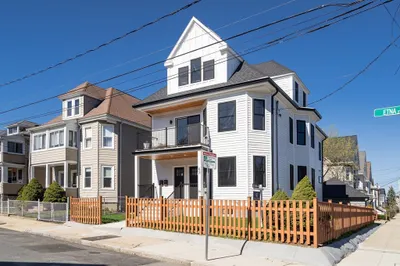 63 Etna St #1