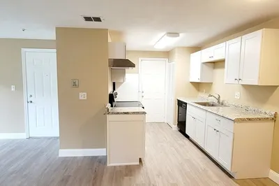 2 Squire Court #3