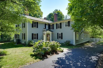 24 Leominster Road 1