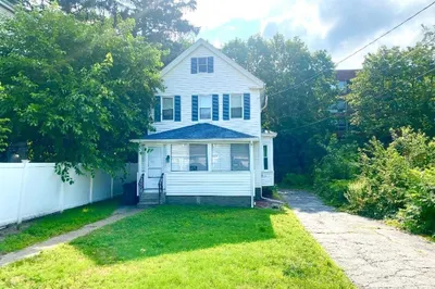 10 Pinedale Rd