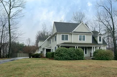 38 Sandy Ridge Rd