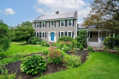 85 Millbury Rd 1