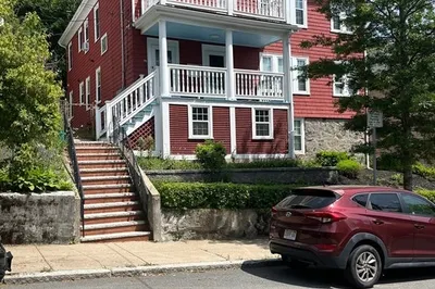 198 Wachusett St #1