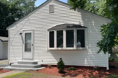 239 Broad St
