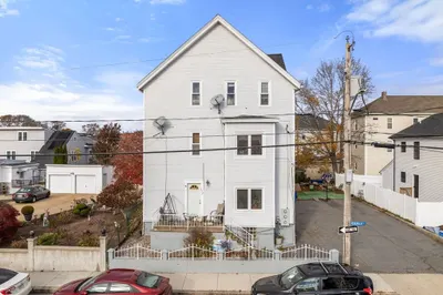 172 Earle St 1