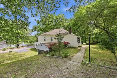 83 Shore Drive