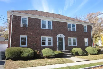 108 Bromfield St #3