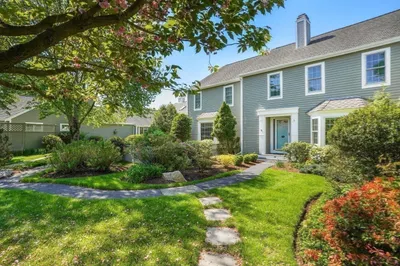 22 Floret Circle #22 1