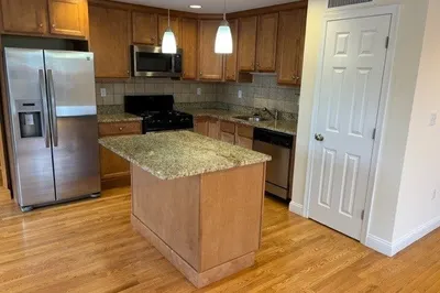 24 Arsenal St #2C