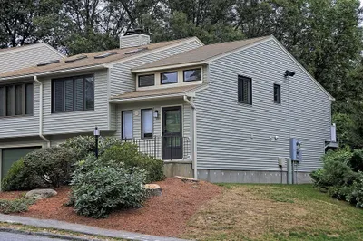 70 Londonderry Rd #70 1