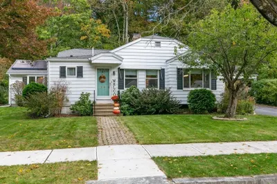 125 S Flagg St 1