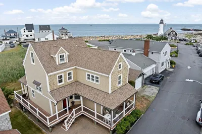 89 Lighthouse Road 1
