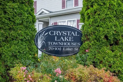 104 Lake St #104 1