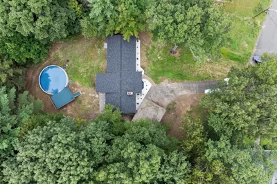 134 Western Cir 1