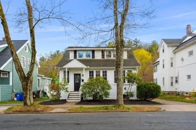 52 Spring St