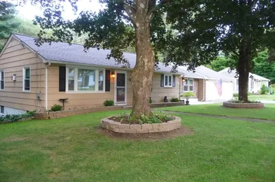 82 Ennis Road 1