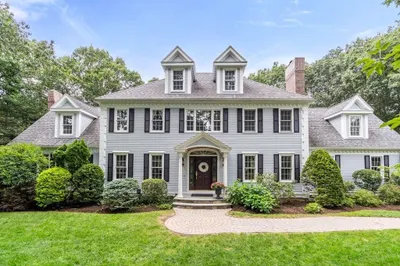 11 Equestrian Drive 1
