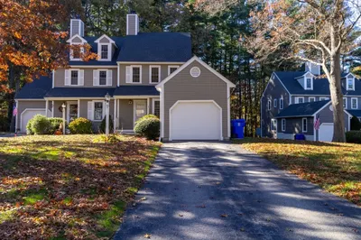 8 Spinnaker Ln #B