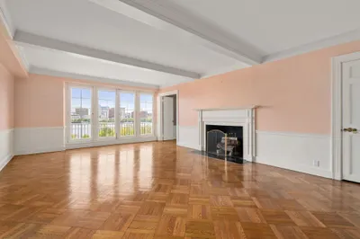 274 Beacon Street #8R 1