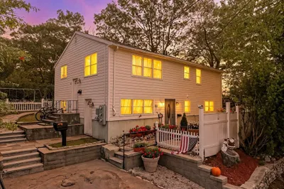 150 Grove St 1