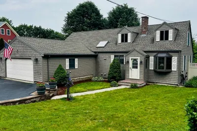 380 River Road 1