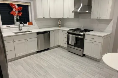 27 Phillips St #1