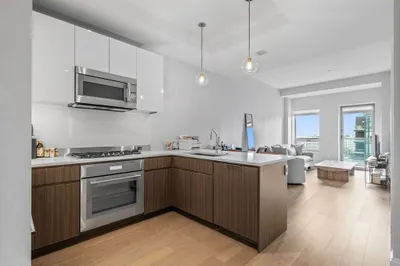 100 Shawmut Ave #709