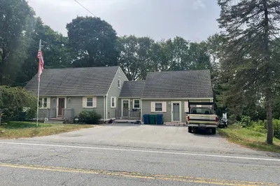 75 Lexington Rd