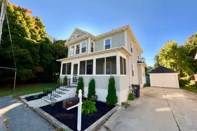 1 Foster St 1