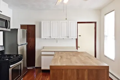 18 Cottage Street #2