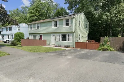 68 Crest Circle