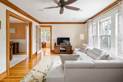 120 Elm St #2