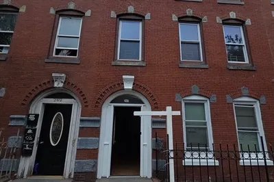 247 Washington St 1