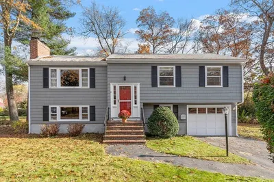 3 Brant Lane