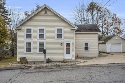 21 River Rd