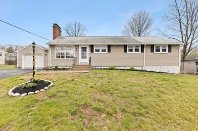 3 Rustlewood Dr 1