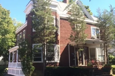 293 Lafayette St #2