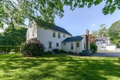 25 Lincoln St