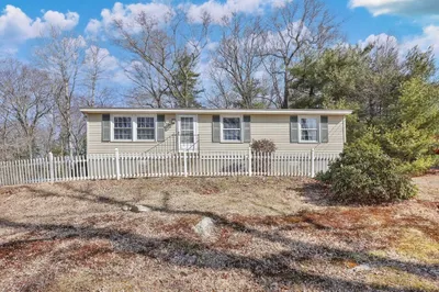 295 Burlingame Rd 1