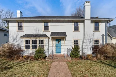 312 Edge Hill Rd #2