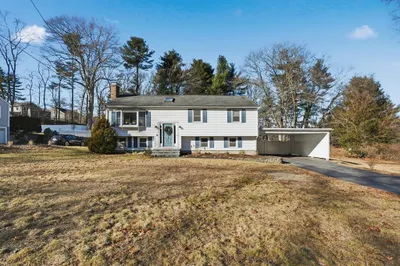 492 Elm Street