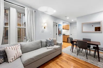 25 Clark Street #3 1