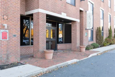 20-30 Daniels St #404