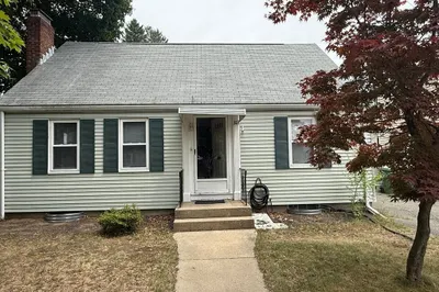 31 Falmouth Rd #_ 1