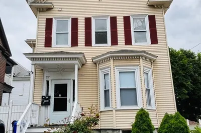 27 Howard St #2