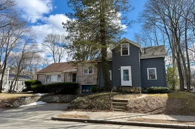 90 Mill Street #Upstairs