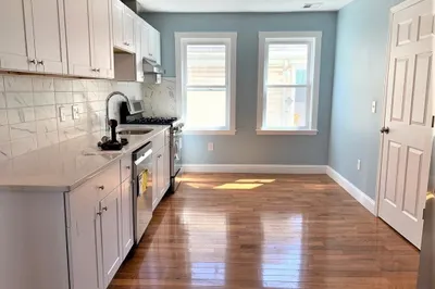 21 Oakland St #2