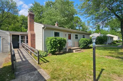 24 Wands St