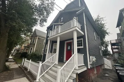 3 Oakland Ave #2