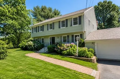 225 River Rd 1